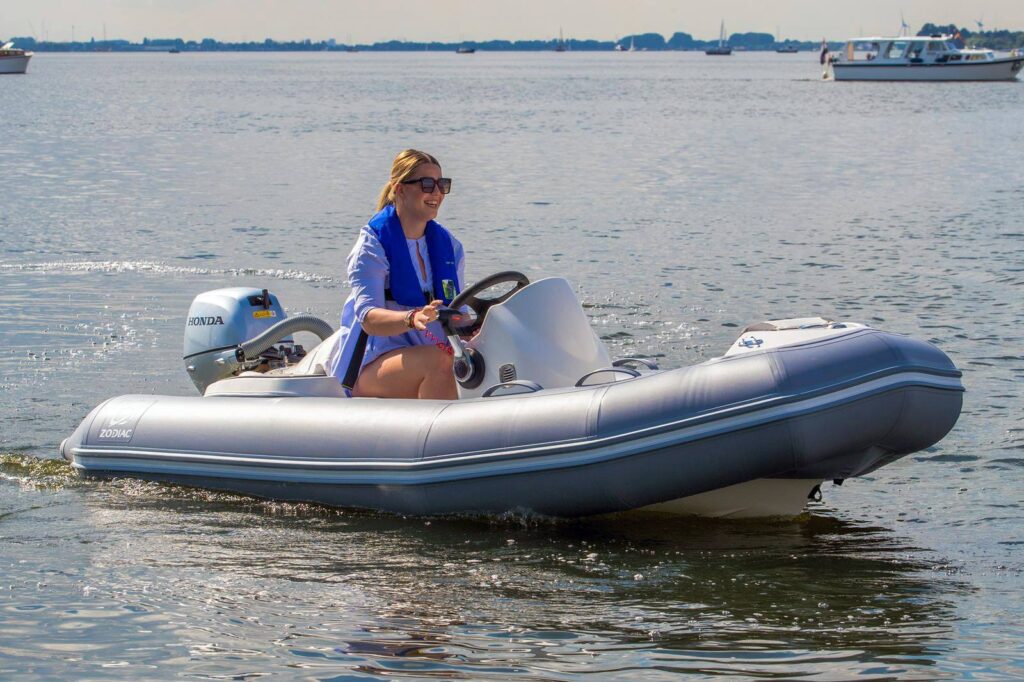 Zodiac Yachtline 360