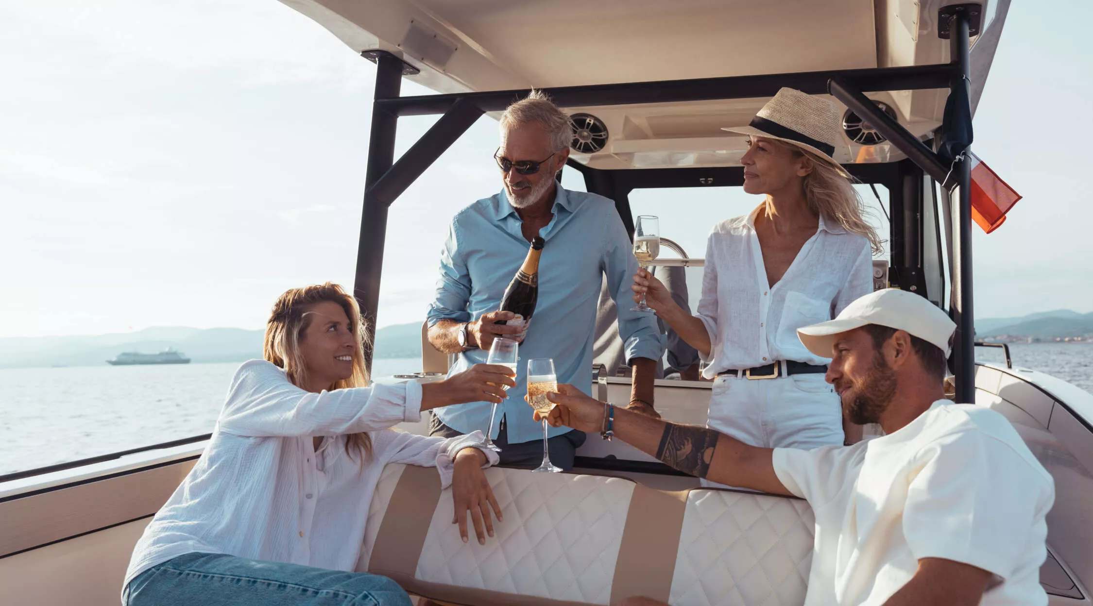 ¿Qué barco elegir según tu tipo de navegación en Ibiza?